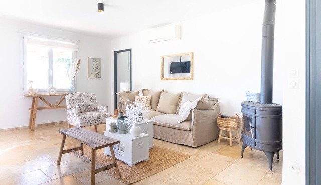 Charming holiday home with private garden