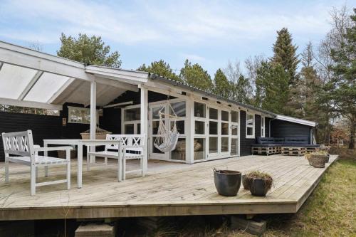 Charming Holiday Home Near Stenstrup Beach