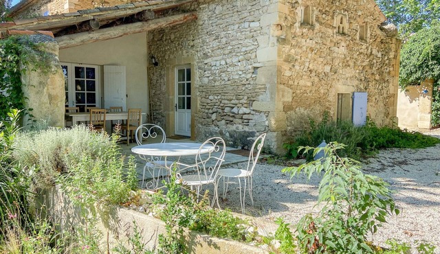 Charming Holiday Cottage in Provence – La Chapelle in Valréas, with Pool and Nature