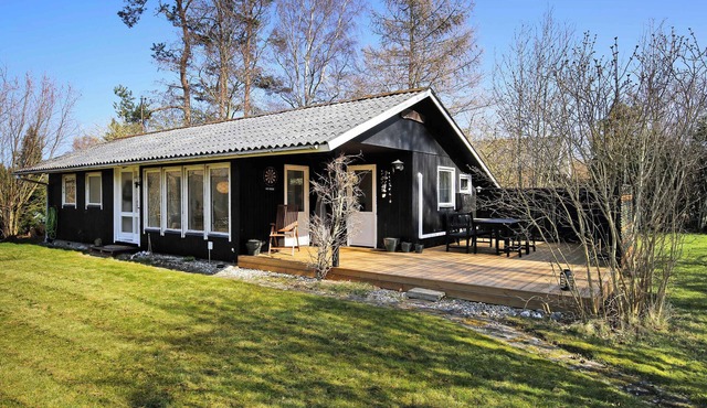 Charming holiday home at sought-after Tisvilde