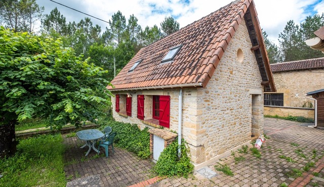 Charming Holiday Home in the Heart of Périgord Noir, Near Montignac