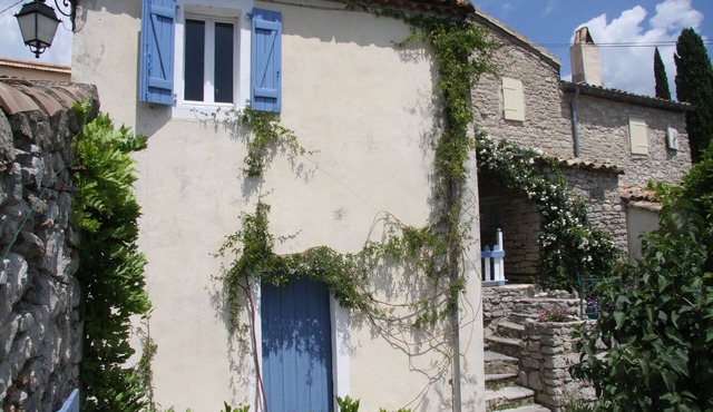 Charming holiday home in southern French wine village