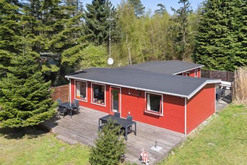 Charming Holiday Home In Peaceful Surroundings