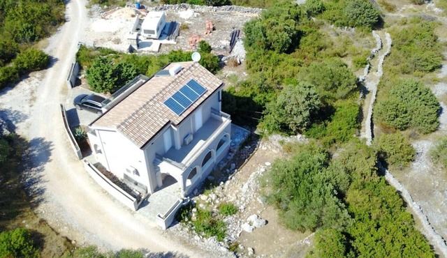 Charming holiday house with beautiful sea view