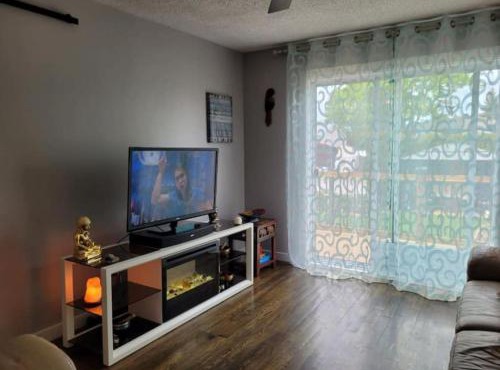 Charming Home, 15 Minutes to the Parliament