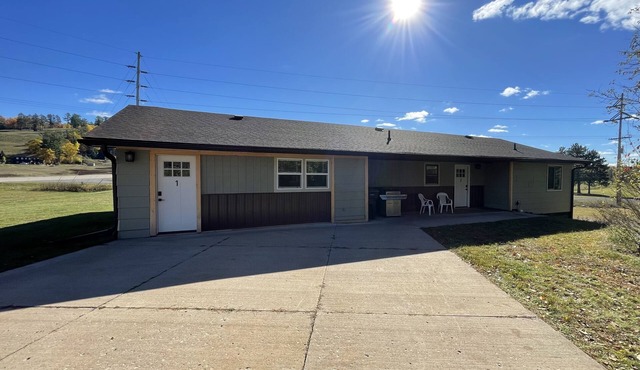 Charming Home Across from Pine Mountain Ski & Golf Resort