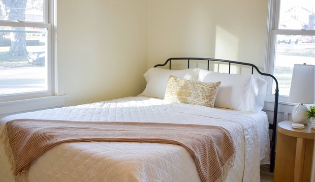 Charming Home Away From Home!