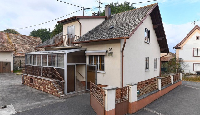 Charming Home Between Colmar and Mulhouse, Near Wine Route and Europa-Park, Sleeps 6