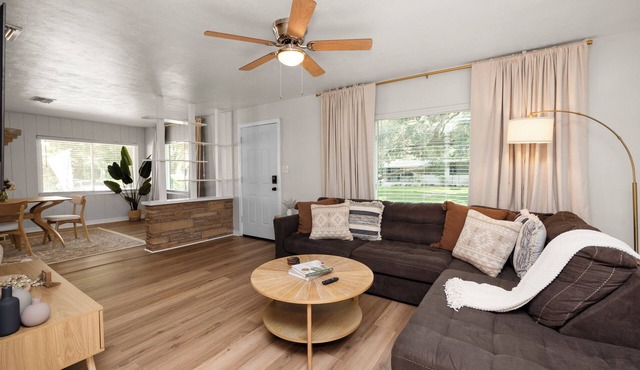 Charming Home Close to Downtown, Fully Renovated