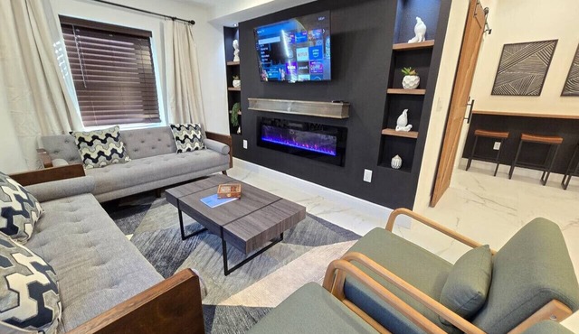 Charming Home Close to Golf + Car Rental and more