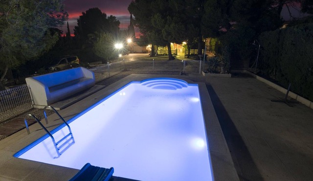 Charming Home with Private Pool, Near Beach, Free WiFi, Pet-Friendly, Optional AC and Dog Beach