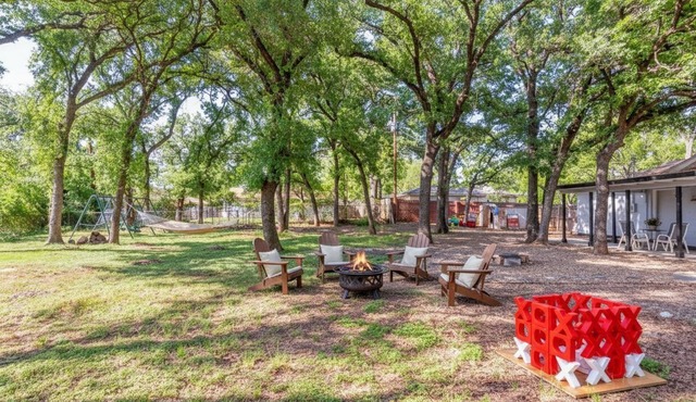 Charming home in a Prime Location—Minutes to Airport and AT&T Stadium