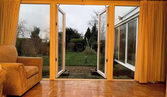 Charming Home in Huddersfield w/Parking PetsOK