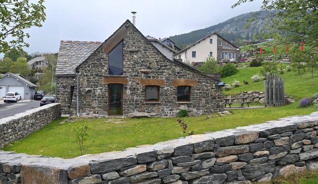 Charming home in Les Estables, the Cantou