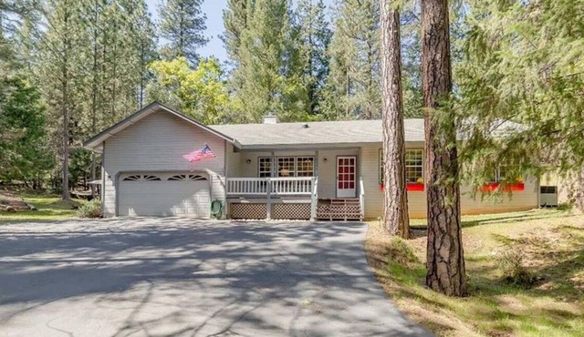 Charming home in Sierra Nevada Foothills