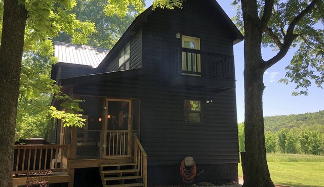 Charming home on the White River - escape & enjoy Arkansas’s great outdoors!