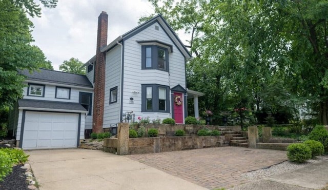 Charming home steps away from Main Street Hudson and Western Reserve Academy