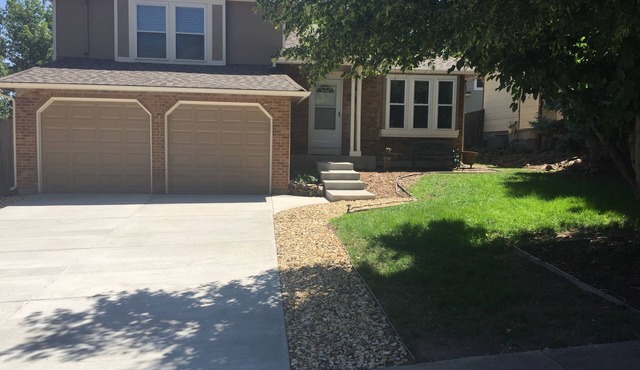 Charming home in Mountain Shadows.