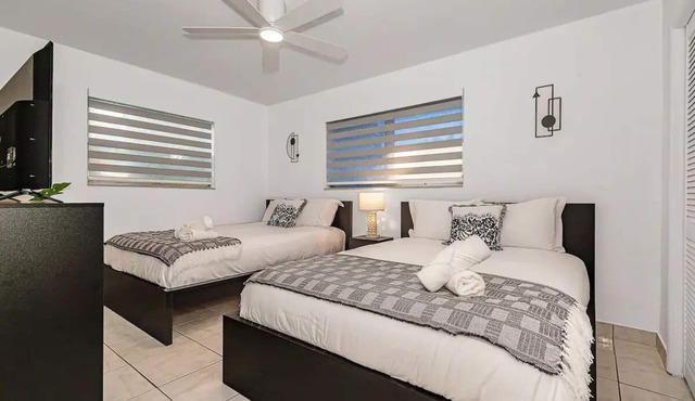 Charming home 12min to the Beachn