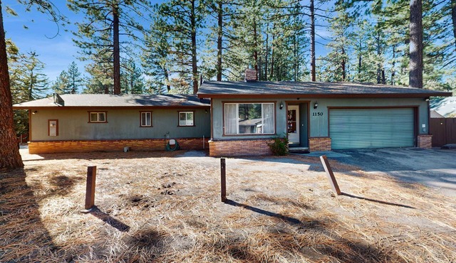 Charming Home with Spa, Near Ski Resort and Lake Tahoe Timber Cove Marina Beach
