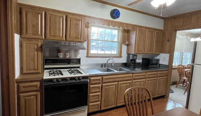 Charming Home "w" Garage & Large Walk-in Shower