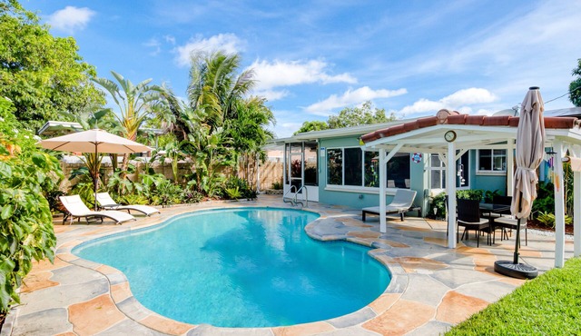 Charming home with oasis-like backyard, pool, washer/dryer, & central AC