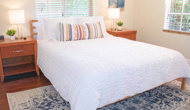 Charming Home w/HOT TUB!