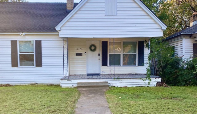 Charming Home+Washer Dryer+Kitchen +Quick Access to Freeway
