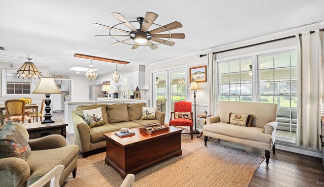 Charming Home with Sunroom, King Bed, TV's & Playground