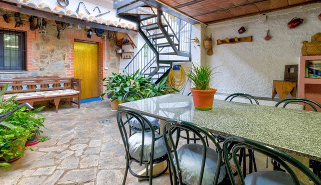 Charming House with Mountain Views in Puebla de Don Rodrigo