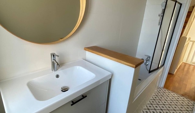 Charming house in Paris La Défense, 5 minutes from transport and shops