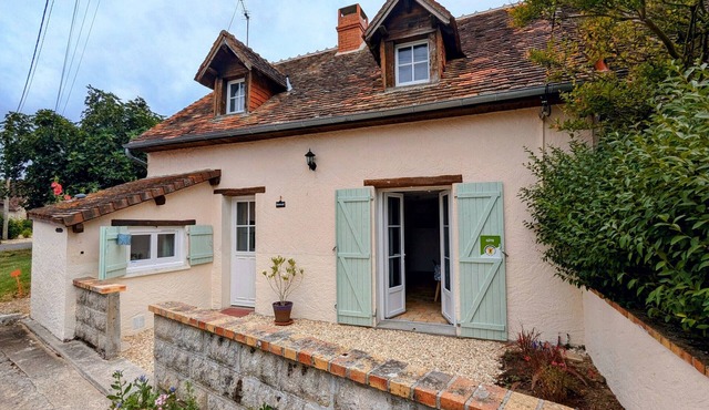 Charming house in quiet hamlet, ideal for nature lovers with modern comforts, garden, and pet-friendly