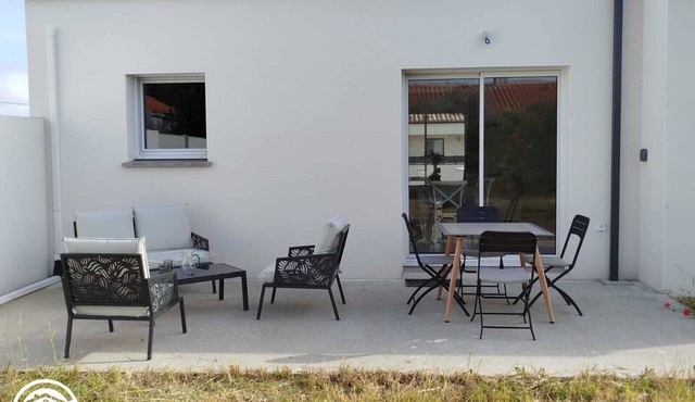 Charming house with terrace in La Barre-de-Monts