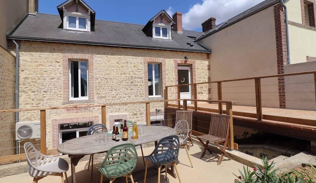 Charming house for 8, close to leisure activities