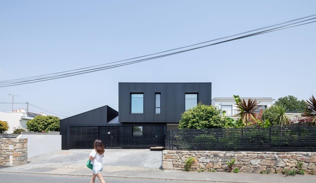 Charming house on the edge of the harbor of Brest