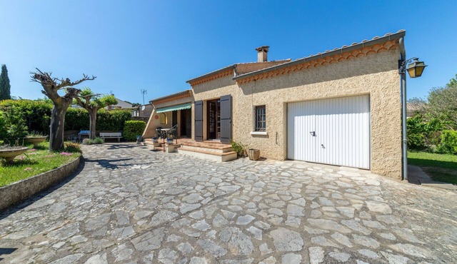 Charming house at the gateway to the Ardèche