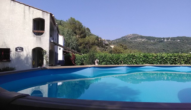 charming house on the French Riviera up to 7 people .