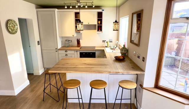 Charming House - 20 min by underground to Central London