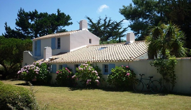 Charming house 200 meters from the beach