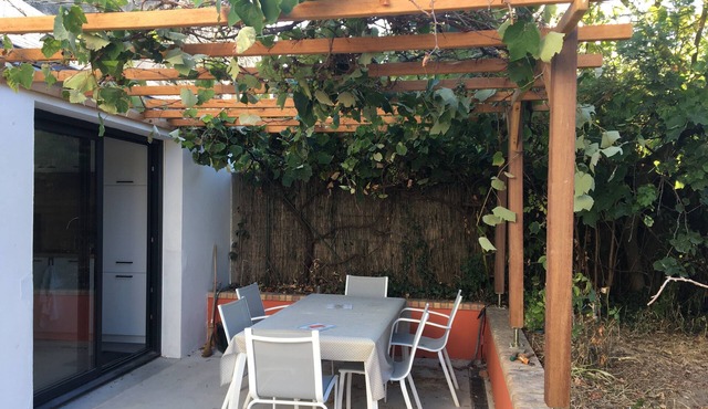 Charming house 200 m from the sea