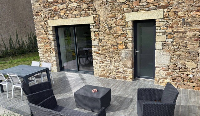 Charming house 30 minutes from the coast