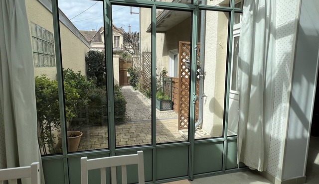 Charming House "Belle de Nacre", Sea side