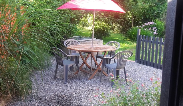 CHARMING HOUSE BETWEEN LAND AND SEA