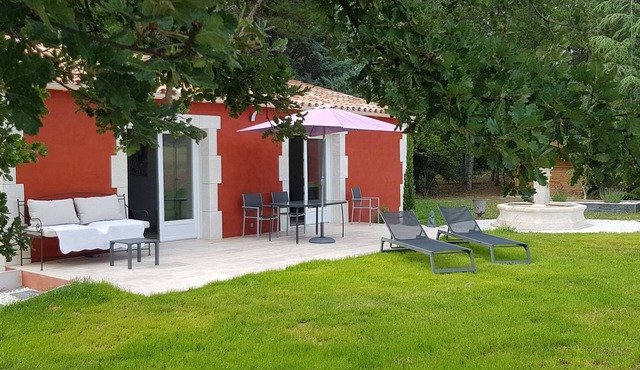 Charming house classified 4 stars in Luberon Protected Natural Regional Park