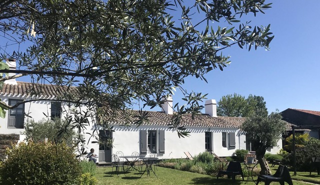 Charming house facing south on the island of Noirmoutier