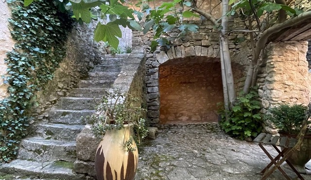 Charming house for 2/3 people in the light of the Luberon