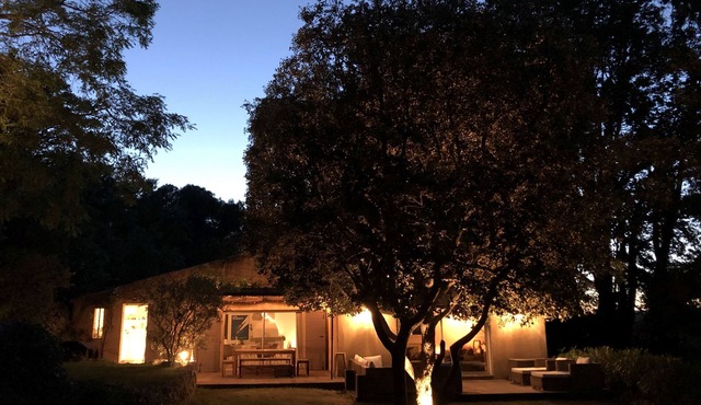 Charming house for rent in Provence 4/5 bedrooms, swimming pool & large garden