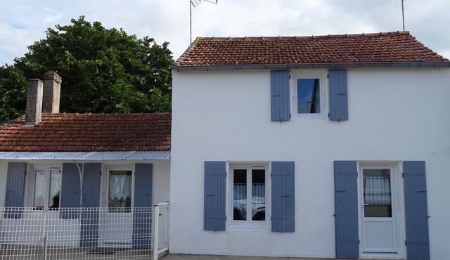 Charming house for 8 to 9 people le chateau d'oléron with WIFI .