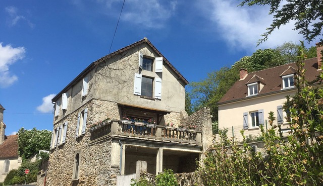 Charming house 30km north of Paris near Asterix, Disney, exhibition park