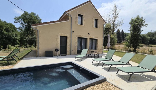 Charming house with private heated pool in the heart of Périgord Noir